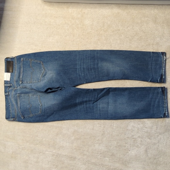 GUESS Light Tide Wash Jeans Slim Tapered 32/30 - Picture 4 of 8